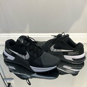 Nike Metcon 8 "Black/Dark Smoke Grey/Smoke Grey/White" Men's 
Training Shoe